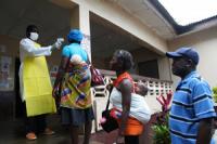 ВОЗ: число жертв вспышки вируса Эбола в странах Западной Африки достигло 1552 человек