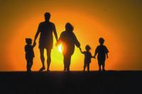 Детство в большой семье поможет избежать развода в будущем
