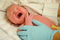 Американских новорожденных разрешили проверять на умственную отсталость