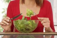 Укроп, петрушка и салат. Чем полезна зелень и как лучше ее использовать